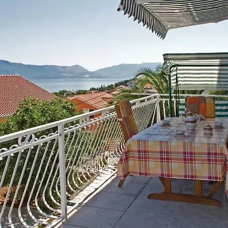 Halilovic Apartment Trogir